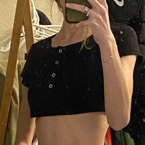 Black very cropped button short sleeve tee